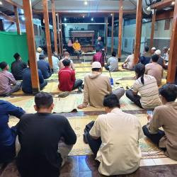Ngaji Bareng Ustadz Abu Ayyub : Langkah Mudah Agar Hidup Berkah