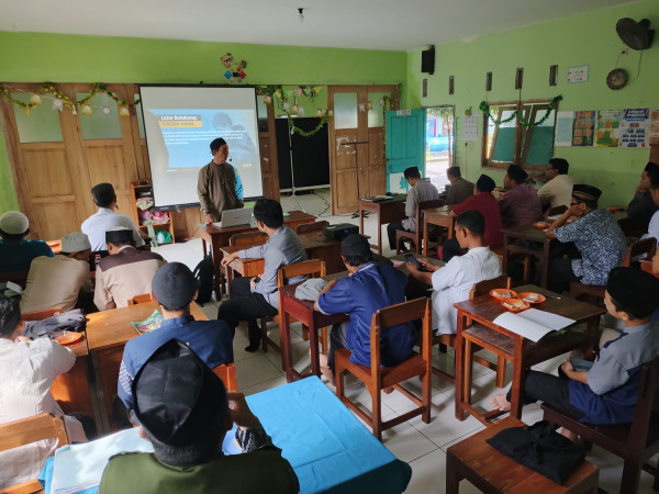 Pelatihan Dirosa Anak Sukses Digelar di MI Al Wahdah Yogyakarta