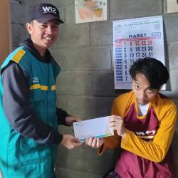 WIZ Yogyakarta Salurkan Bingkisan bagi Guru Ngaji dan Tenaga Pendidik