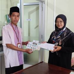 Swalayan Purnama Bantul Grup Salurkan Zakat Lewat LAZNAS Wahdah Inspirasi Zakat