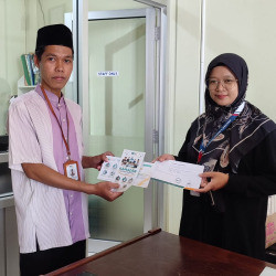 Swalayan Purnama Bantul Grup Salurkan Zakat Lewat LAZNAS Wahdah Inspirasi Zakat