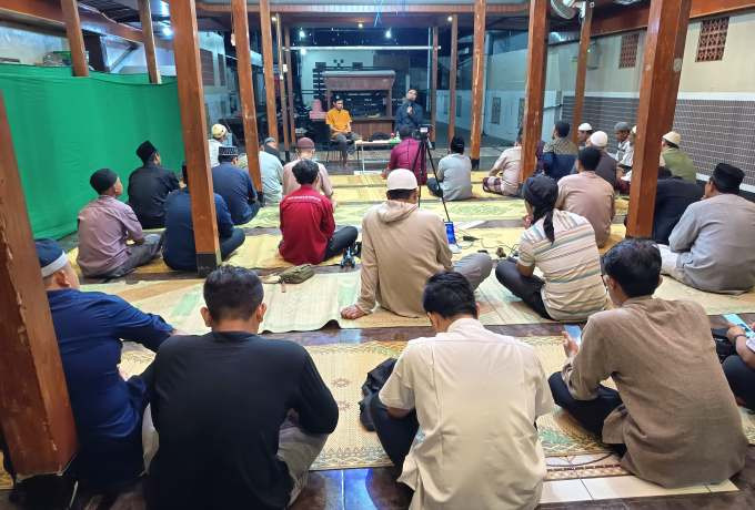 Ngaji Bareng Ustadz Abu Ayyub : Langkah Mudah Agar Hidup Berkah